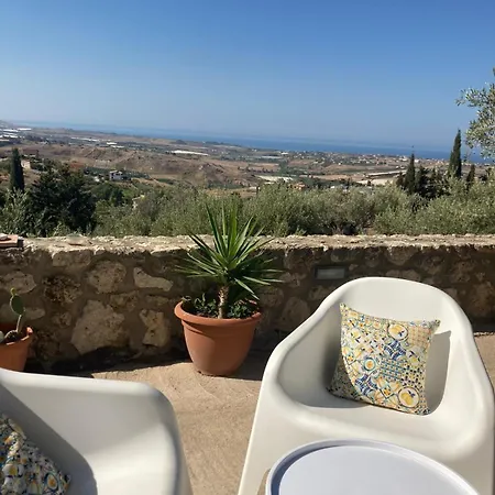 Simona Appartement Favara